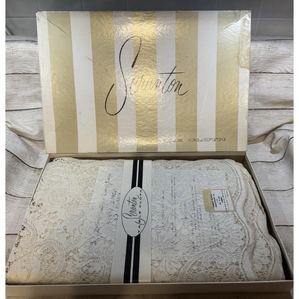 Vintage Scranton Westport #4 Ivory 70" x 90" Lace Tablecloth